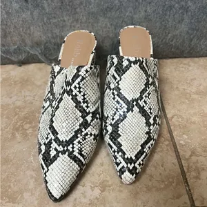 Rohb by Joyce Azria Woman 7 "Willow" faux snakeskin print block heel mules‎ thumbnail 6