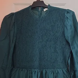 Anna-Kaci Smocked Mini Party Dress Emerald Green Womens Size Large Puff Sleeve thumbnail 3