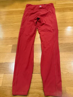 Vuori women’s stride pocket legging size small. thumbnail 10