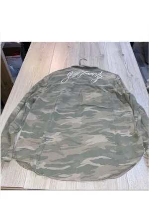 American eagle outfitters green camo camouflage button up button down shirt top thumbnail 2