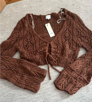 Francesca's sweater  thumbnail 1