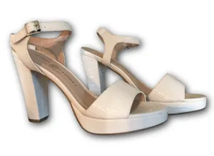 Chinese Laundry White Faux Leather Embossed Platform Heel Shoes (9.5) thumbnail 1