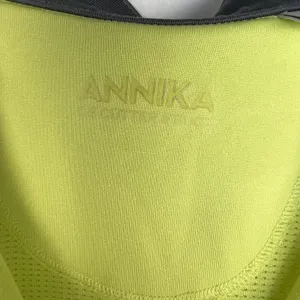 Annika Cutter & Buck Womens Medium Green Golf Polo Collar Half Button Down Shirt thumbnail 9