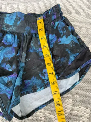 Lululemon Hotty Hot Shorts 2.5” Floral Shift Size 2 thumbnail 10