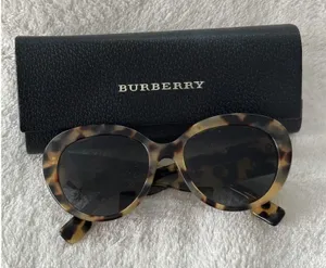 BURBERRY Tortoise Sunglasses Made In Italy~B4298-F~Cat Eye Shades Sunnies &Case thumbnail 1