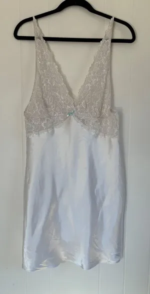 Gilligan &‎ O'Malley White Satin Lace Chemise Nightgown Mini Slip Dress Womens S thumbnail 1