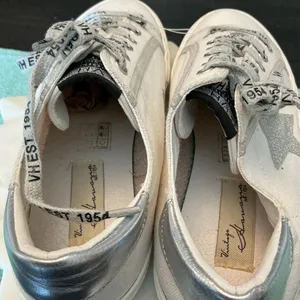 Vintage Havana VH EST 1954 White Silver Star Sneakers Size 8 thumbnail 4