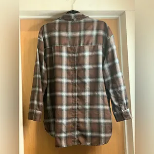 Lola River Plaid Button-Up Shirt - Brown. Size-Large thumbnail 3