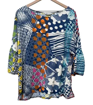 Jams World Top Women Sz L Patchwork Floral Abstract Colorful Artsy Hawaii USA‎ thumbnail 1