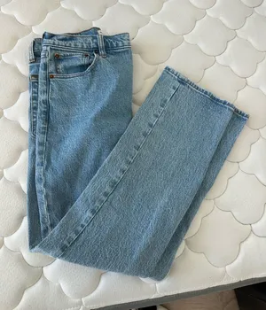 Abercrombie High-Rise Jeans 90s Straight thumbnail 1