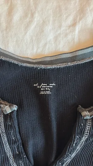 Urban Outfitters Top thumbnail 2