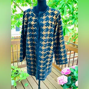 Women’s practical sweater jacket 🧡🖤🧡 thumbnail 5