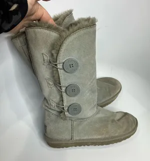 UGG Bailey triple button shearling boots size‎ 7 thumbnail 1