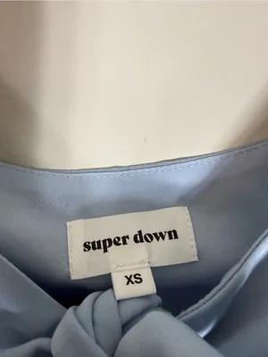 Superdown Twist Front Long Sleeve Light Blue Top XS thumbnail 4