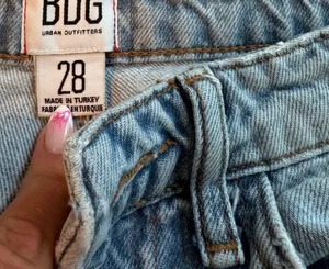 BDG Ripped Jeans thumbnail 2