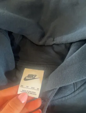 Nike hoodie thumbnail 2