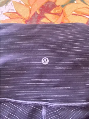 Lululemon Wunder Under Hi-Rise leggings thumbnail 2