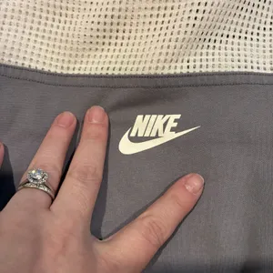Nike Sportswear Mesh Top SZ: Small Crop RETAIL: $65.00 Gray And White thumbnail 6