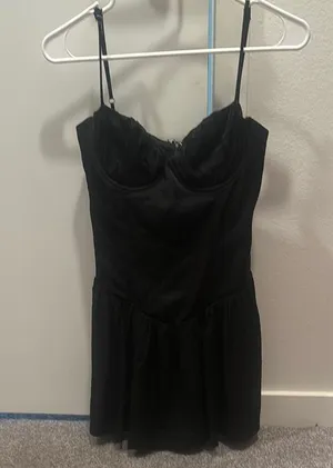 ⭐️WHITE FOX Black Dress thumbnail 1