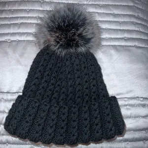 🌟 🧶 Handmade Unisex Black Knitted Beanie Winter Hat thumbnail 3