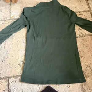 🙂Zara Olive Green Long-Sleeve V-Neck Knit Top thumbnail 5