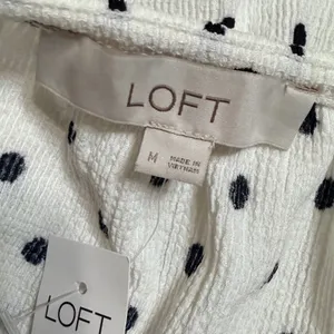 LOFT Womens Polka Dot Short Puff Sleeve Textured Blouse White Black Size M NEW thumbnail 5