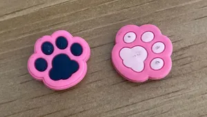 Crocs 2 paw print jibbitz thumbnail 1