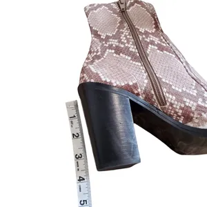 Steve Madden Todd Snake Embossed Boots Size: 9‎ thumbnail 6