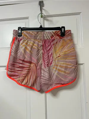 GAP Women's Palm-Print Athletic Shorts with Neon Orange Trim thumbnail 3