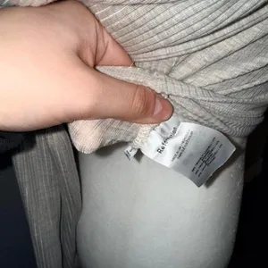 NWOT Reformation Paige Knit Top Size‎ Small Gray thumbnail 5
