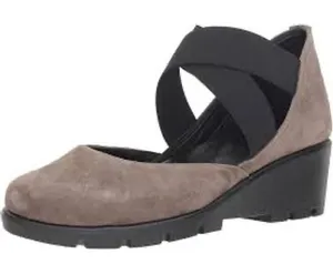 The Flexx wedge suede shoes taupe‎ women’s size 6.5 business casual thumbnail 1