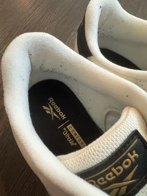 Reebok White and Black thumbnail 4