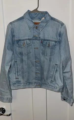 Levi’s Jean Jacket Women’s thumbnail 1