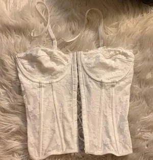 White Corset thumbnail 1