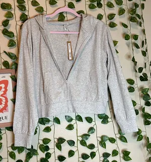 Skims gray zip up cropped hoodie casual influencer cotton light heather thumbnail 1