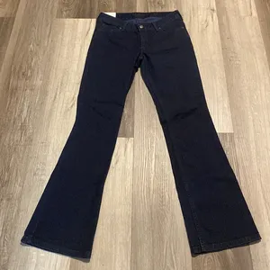 New! Simply Vera by Vera Wang womens blue flare jeans size 2 thumbnail 1