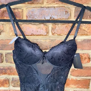 NWT Frederick's of Hollywood Black Dina Lace Push-Up Teddy Bodysuit Size Small thumbnail 3