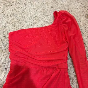 Lucy in the Sky Size S Larissa One Shoulder Long Puff Sleeve Mesh Mini Dress Red thumbnail 3