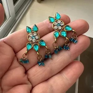 Ethnic Indian Necklace & Earrings Set – Turquoise Crystal Design thumbnail 6