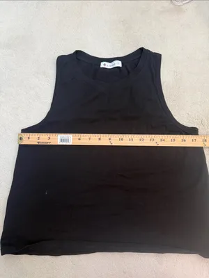 Laslulu Black Crop Tops Sleeveless Workout Tank Top Racerback Cropped Flowy M thumbnail 6