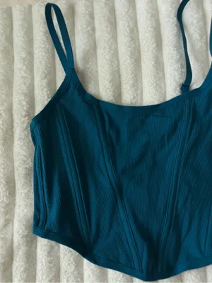 Colsie Teal Ribbed crop tank Blue Size M thumbnail 2