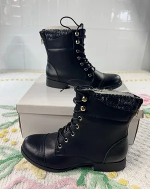 Wild Pair Peeta Black Combat‎ Boots Knit Cuff Gold Zip Cap Toe womens 7 thumbnail 1