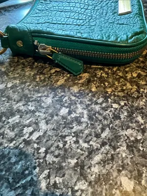 Marc Jacobs Emerald Green Textured Leather Crossbody Bag thumbnail 6