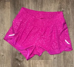 Athleta Mesh Racer Run Shorts 4" Shorts thumbnail 1