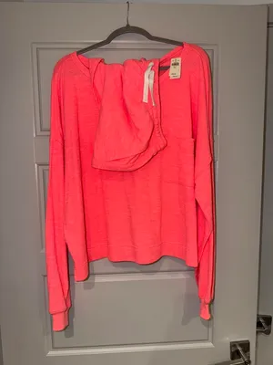 Aerie Set thumbnail 2