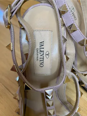 Valentino Garavani Rockstud 100 Two-Tone Patent Leather Pumps - Size 38 thumbnail 7