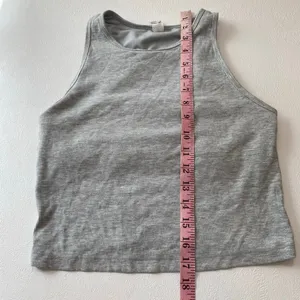 Yogalicious Heavenly Rib Stay Crop Tank Large Gray Athleisure Yoga Top thumbnail 6