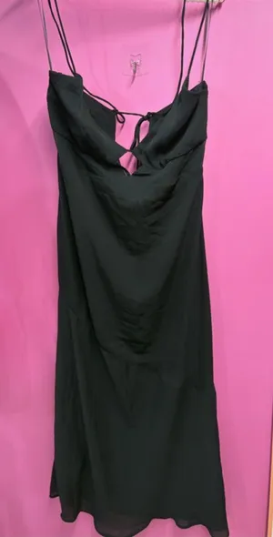 Abercrombie black midi dress size M thumbnail 1
