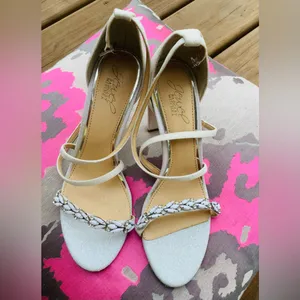 Badgley Mischka Dressy embellished sandals 💖 thumbnail 8
