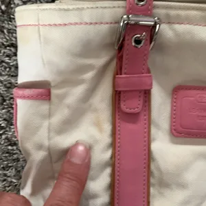 Vtg Coach Canvas cream with pink leather thumbnail 4